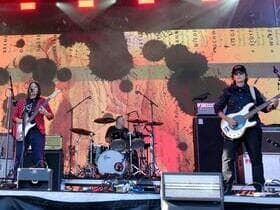 The Breeders with Imperial Teen