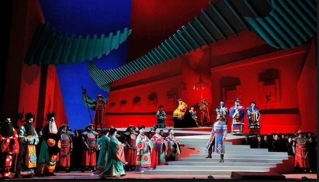 Bohème Out of the Box
