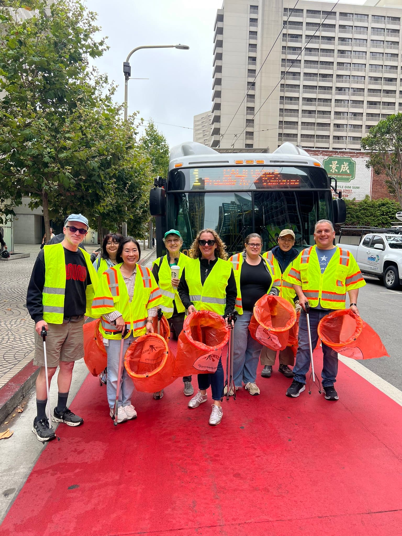 Muni Cleanup - 49 Van Ness/Mission (North)