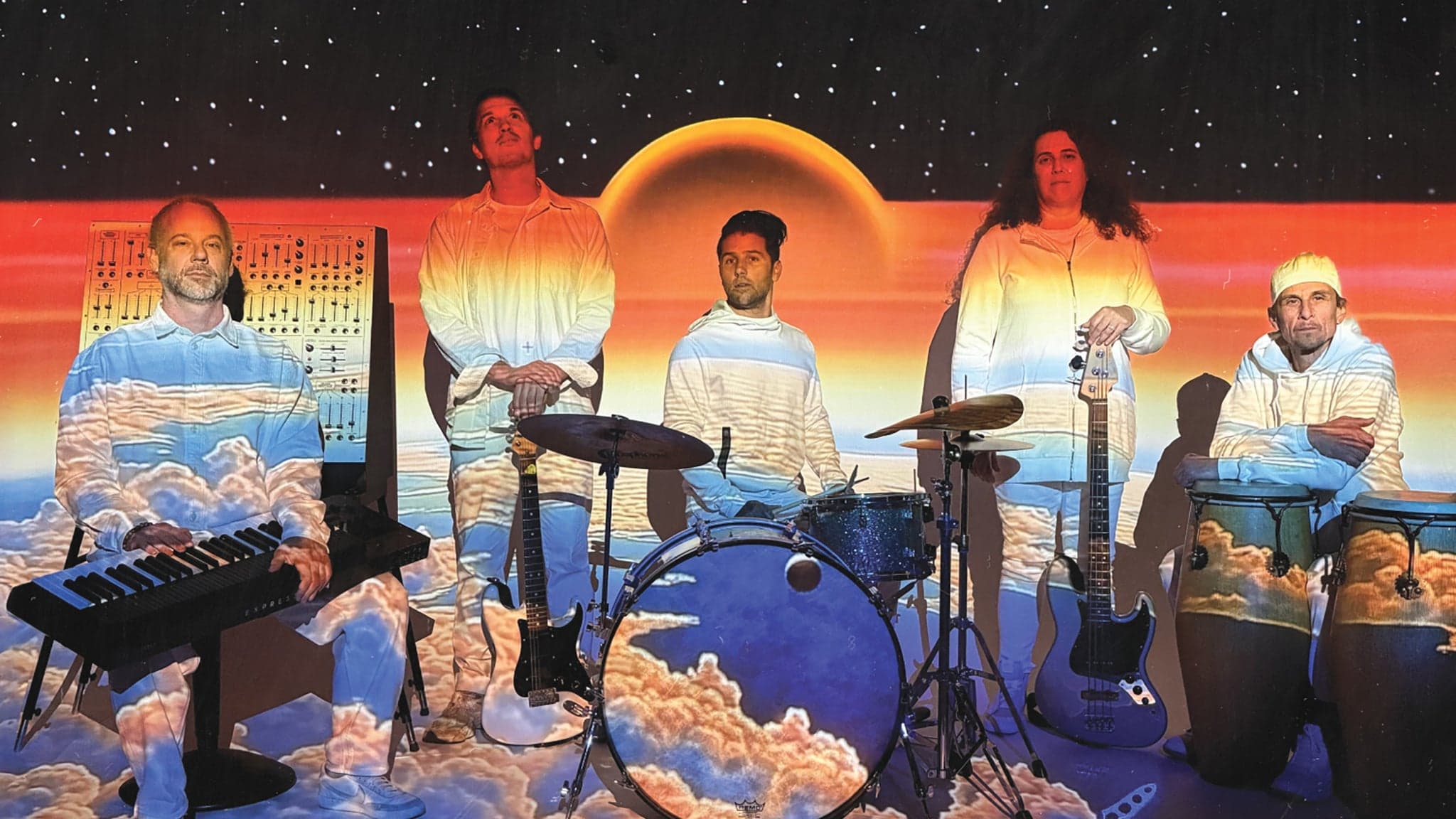 STS9 - 1/16 (18+)