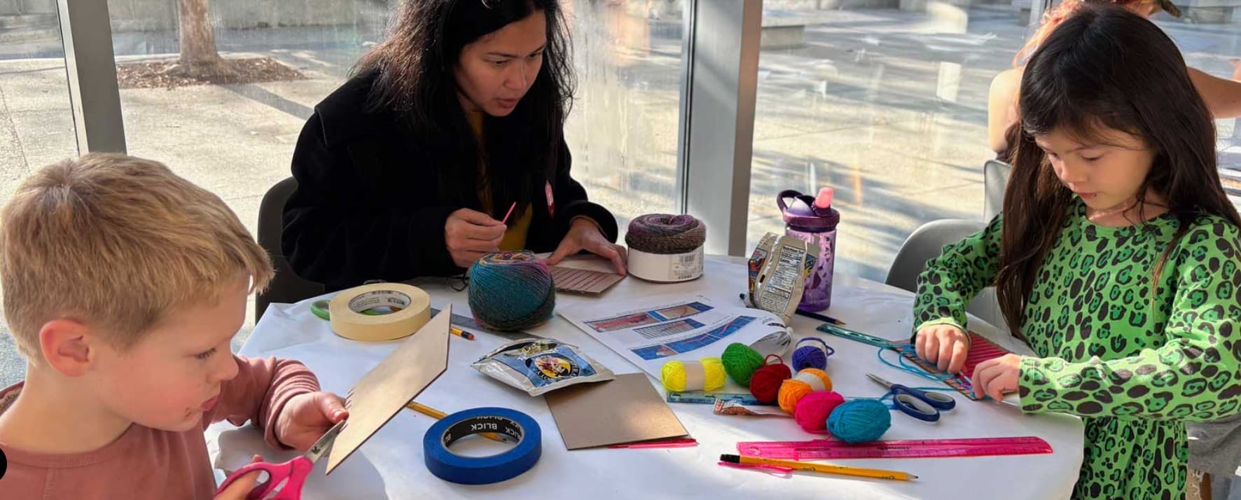 Free Art Workshop: Landscape Yarn Painting